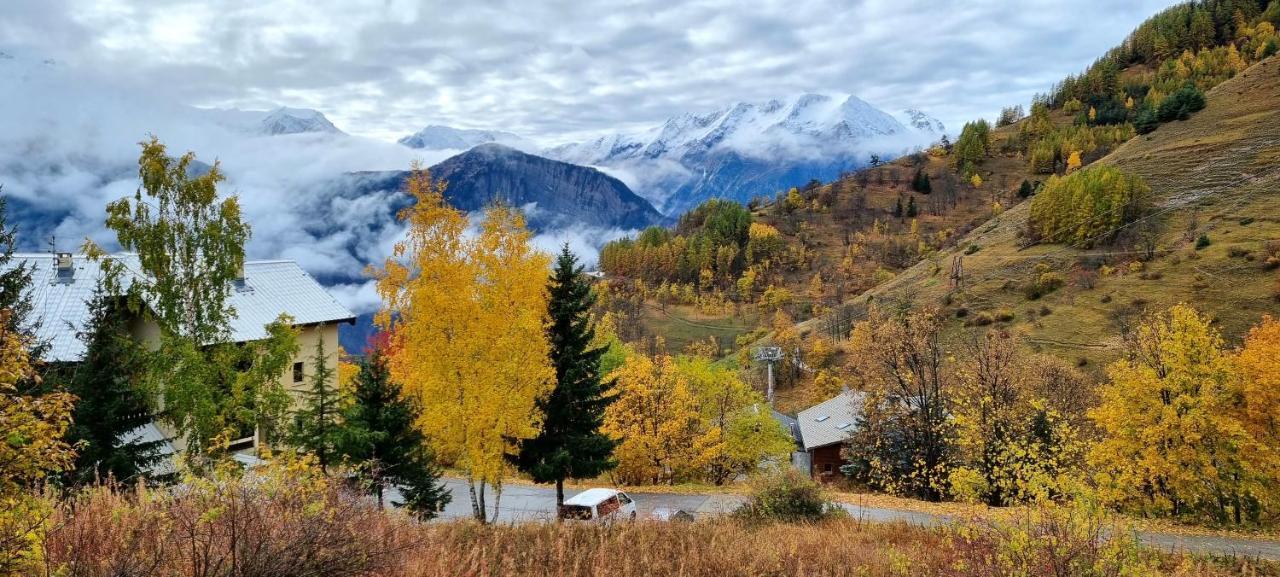 Studio Uissan Pour 5 Personnes A Cote Des Pistes Huez Buitenkant foto